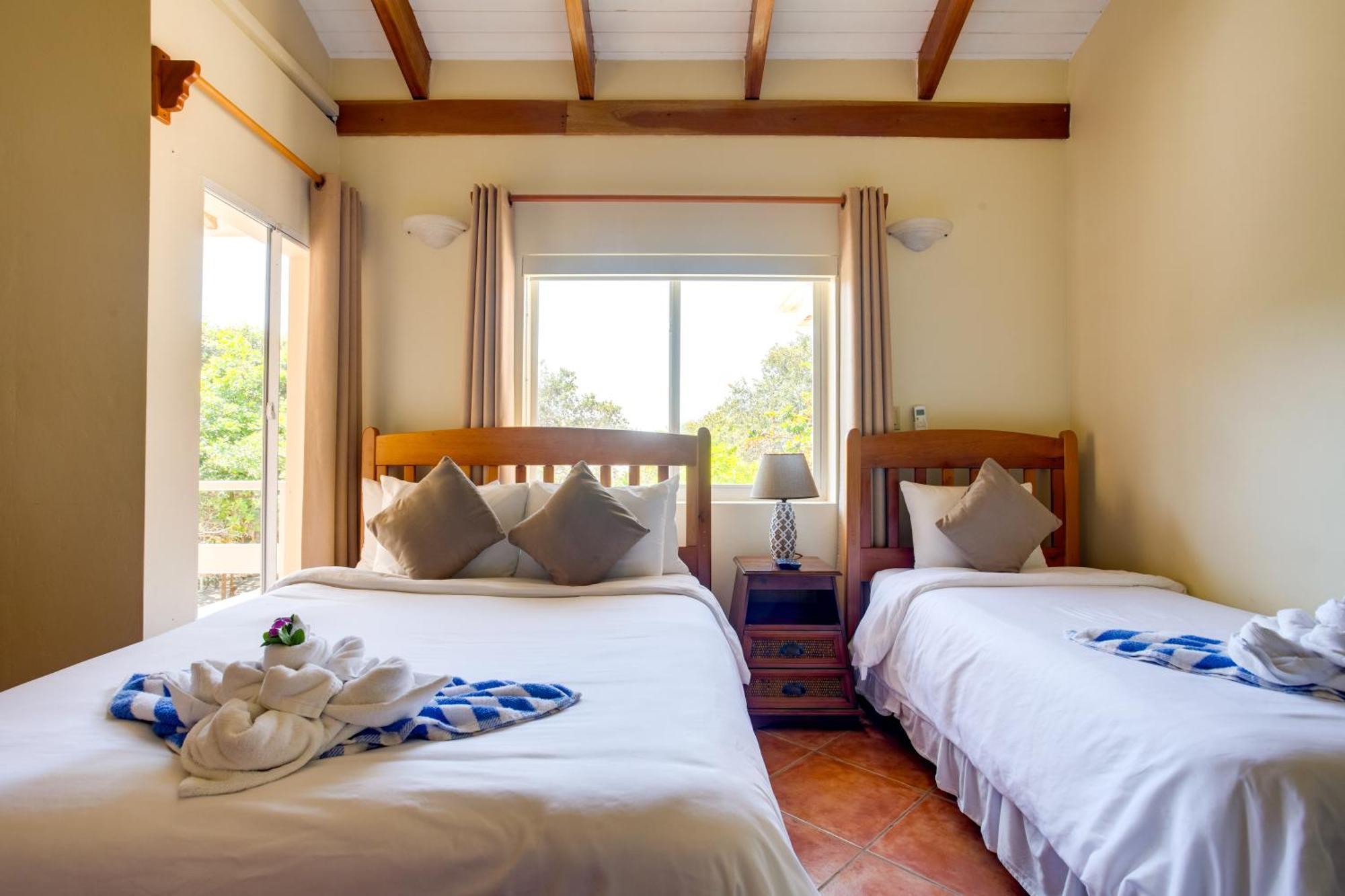 Laru Beya Resort Placencia Εξωτερικό φωτογραφία