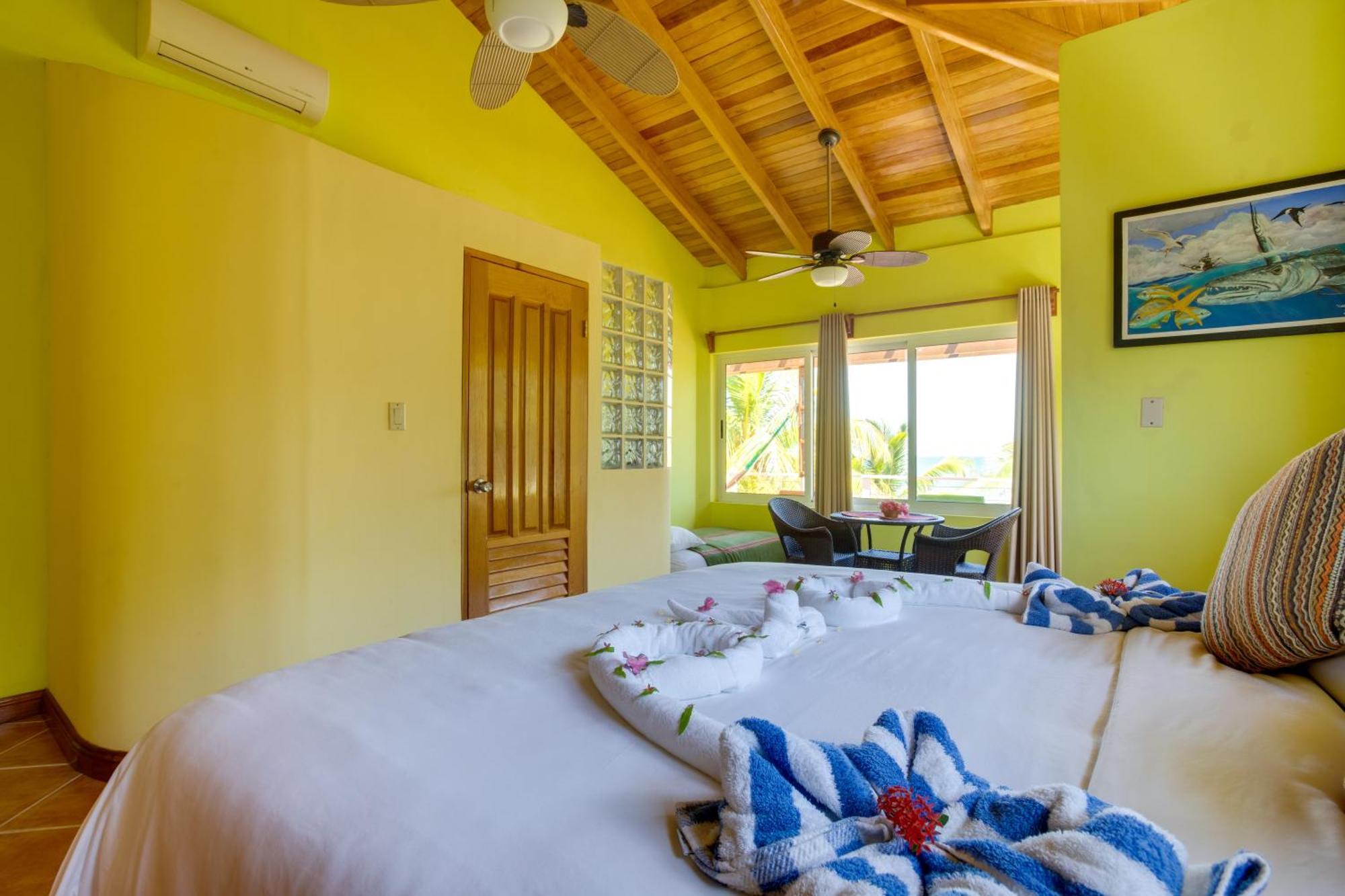 Laru Beya Resort Placencia Εξωτερικό φωτογραφία