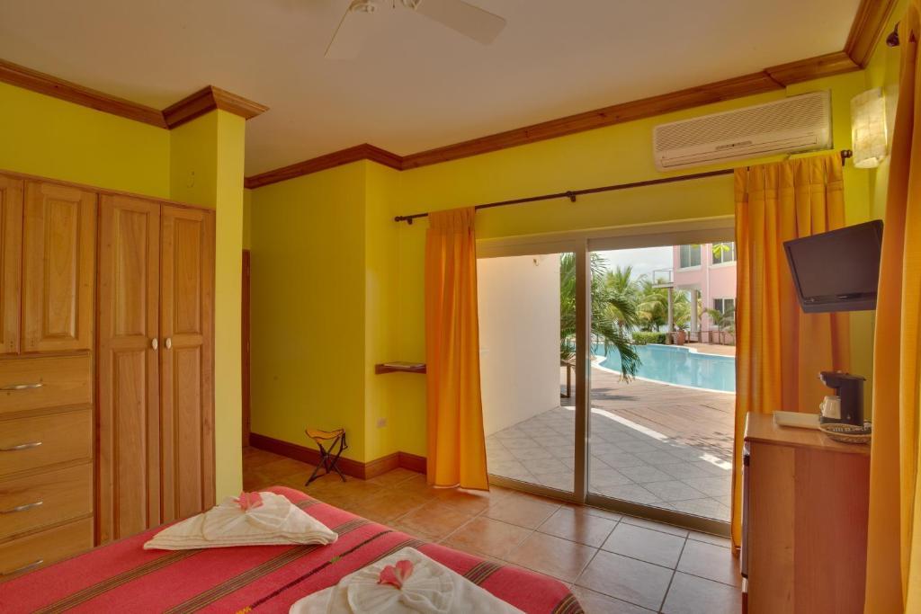 Laru Beya Resort Placencia Δωμάτιο φωτογραφία